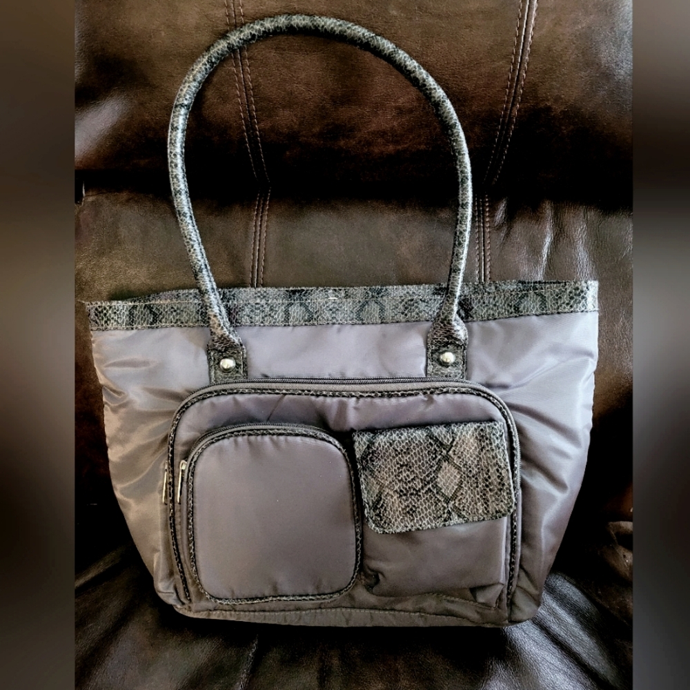 Vtg AVON handbag NWOT
